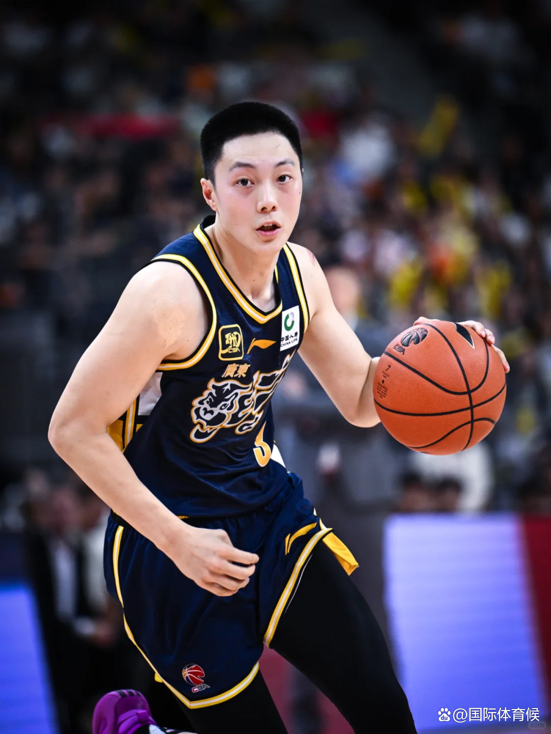 包含清晨广东宏远调整名单以备德国杯,伤情更新环节打磨,质疑声仍在,阵容厚度经受考验的词条 包含清晨广东宏远调整名单以备德国杯,伤情更新环节打磨,质疑声仍在,阵容厚度经受考验的词条