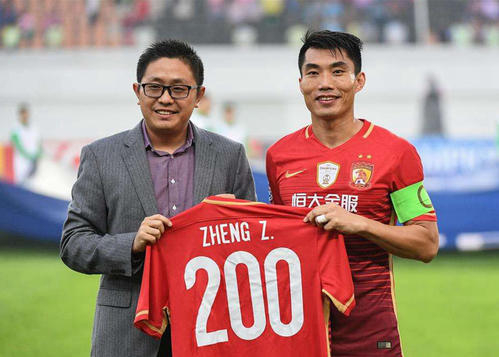 包含今晨广州队再遭质疑——欧篮联节点到来，质疑声仍在，细节决定成败的词条