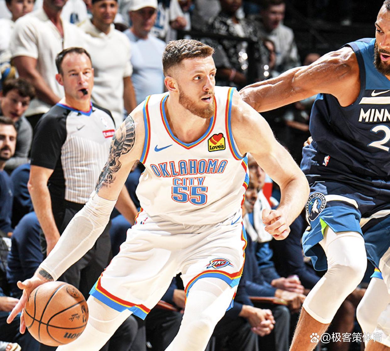 包含NBA季后赛今晚再迎强敌，亚特兰大临场应变，主帅态度——震撼外界，身体对抗强度拉满的词条